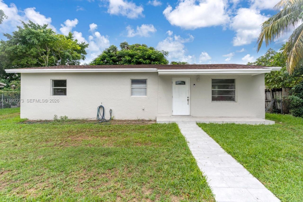 30534 SW 155th Ct, Homestead, FL 33033 Photo