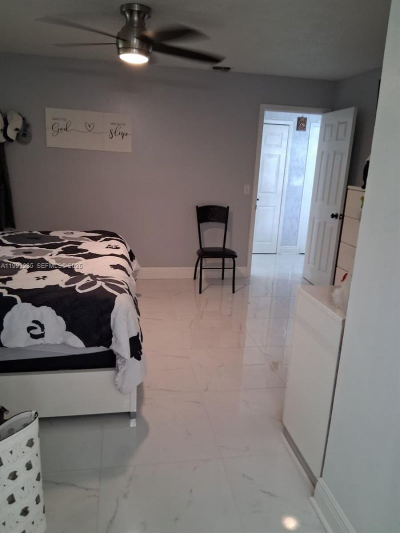 6035 Caprice Dr, Jacksonville, FL 32244 Photo