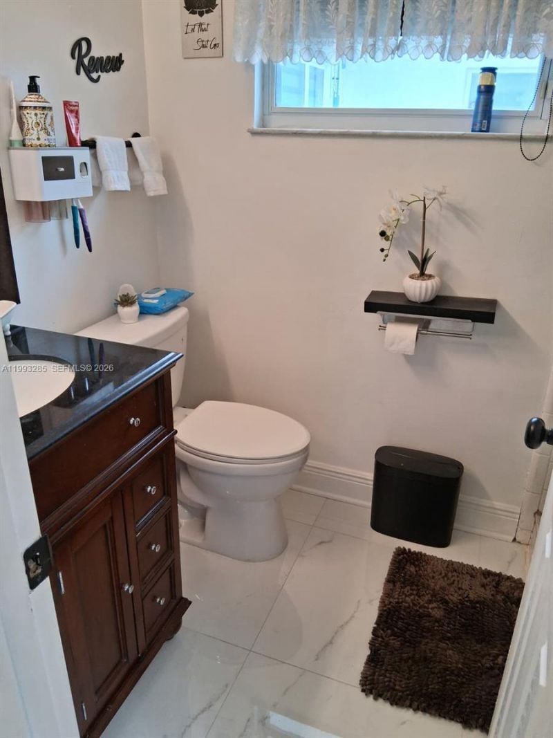 6035 Caprice Dr, Jacksonville, FL 32244 Photo