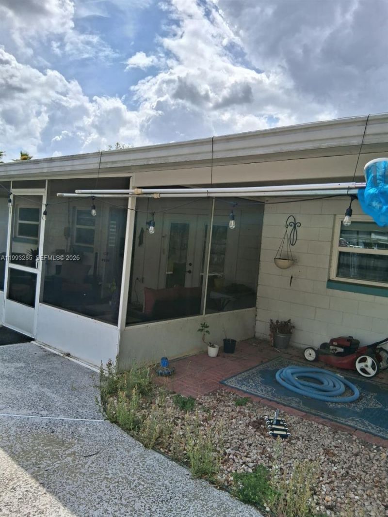 6035 Caprice Dr, Jacksonville, FL 32244 Photo