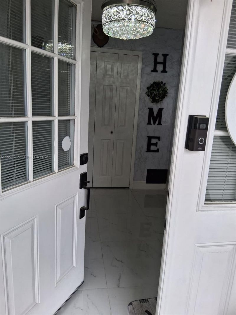 6035 Caprice Dr, Jacksonville, FL 32244 Photo