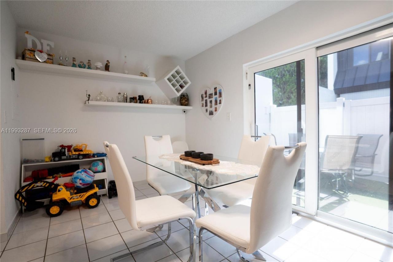 5555 Ludlam Rd, Unit 46, South Miami, FL 33155 Photo