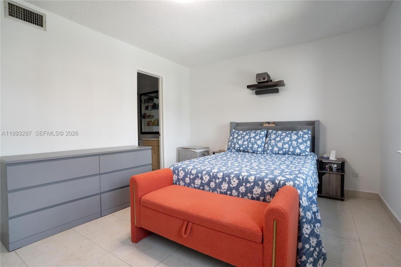 5555 Ludlam Rd, Unit 46, South Miami, FL 33155 Photo