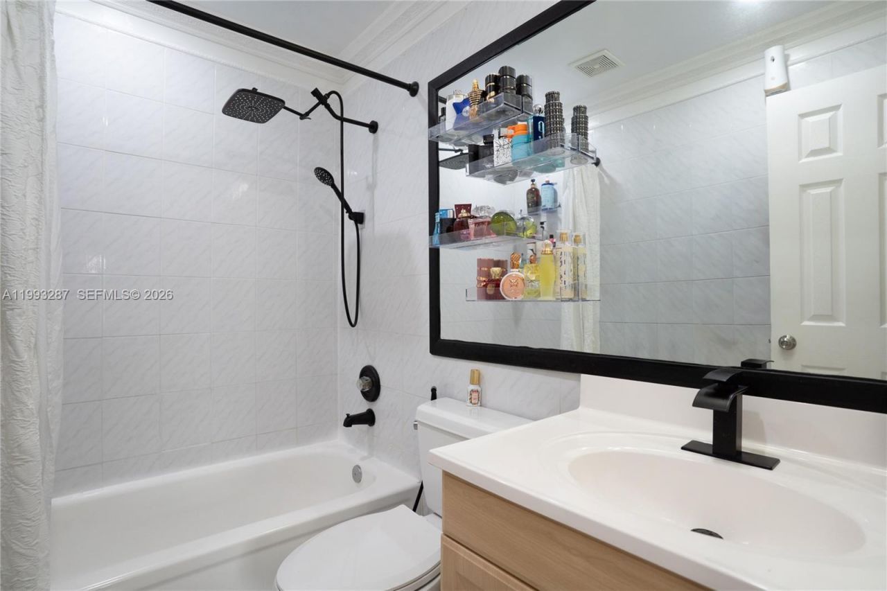 5555 Ludlam Rd, Unit 46, South Miami, FL 33155 Photo