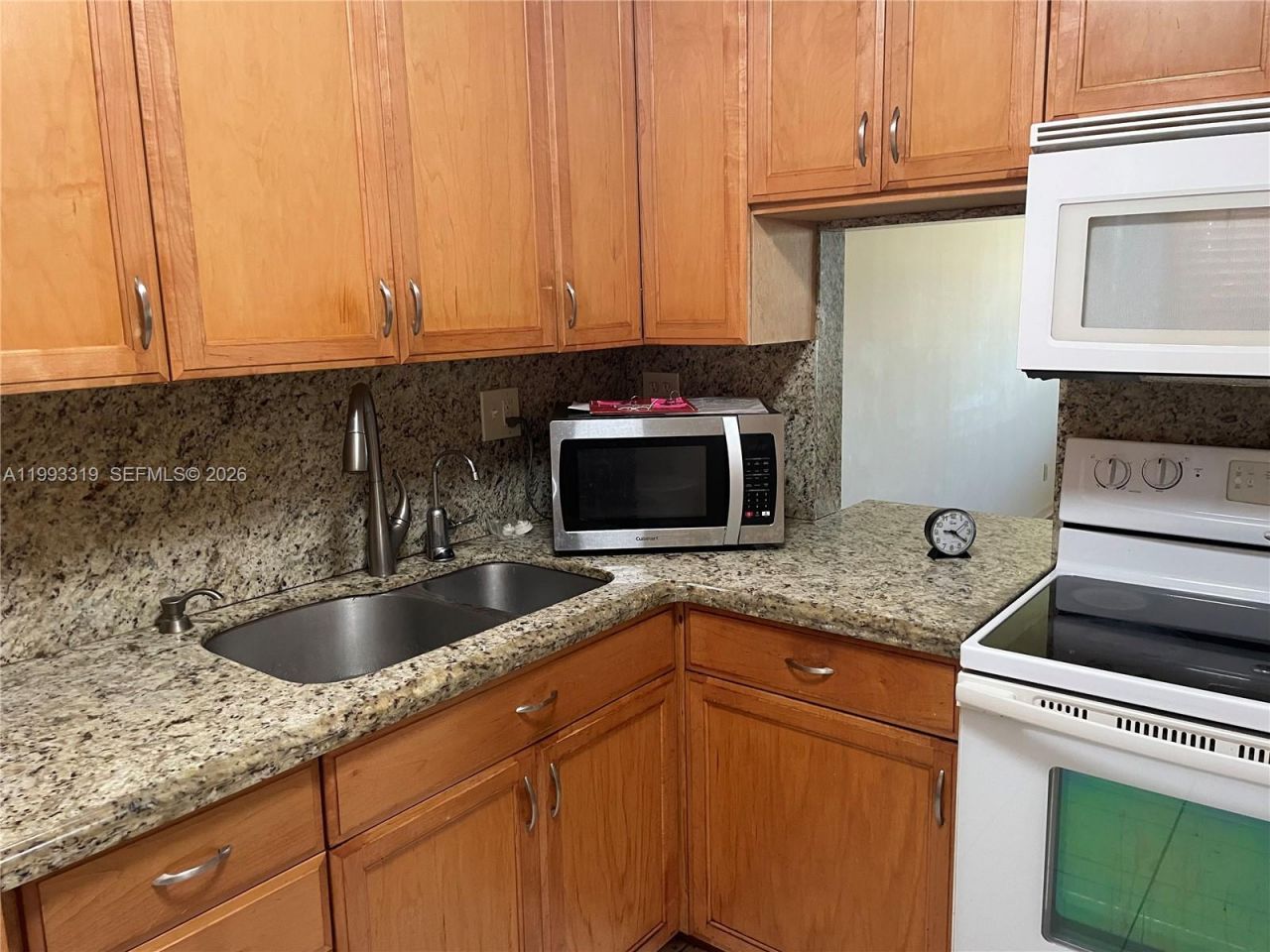 2300 Park Ln , Unit 208, Hollywood, FL 33021 Photo