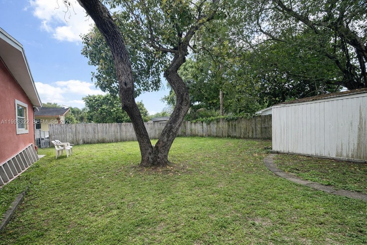 5644 Pierce St , Hollywood, FL 33021 Photo