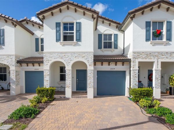 12604 NW 23rd Pl , Miami, FL 33167