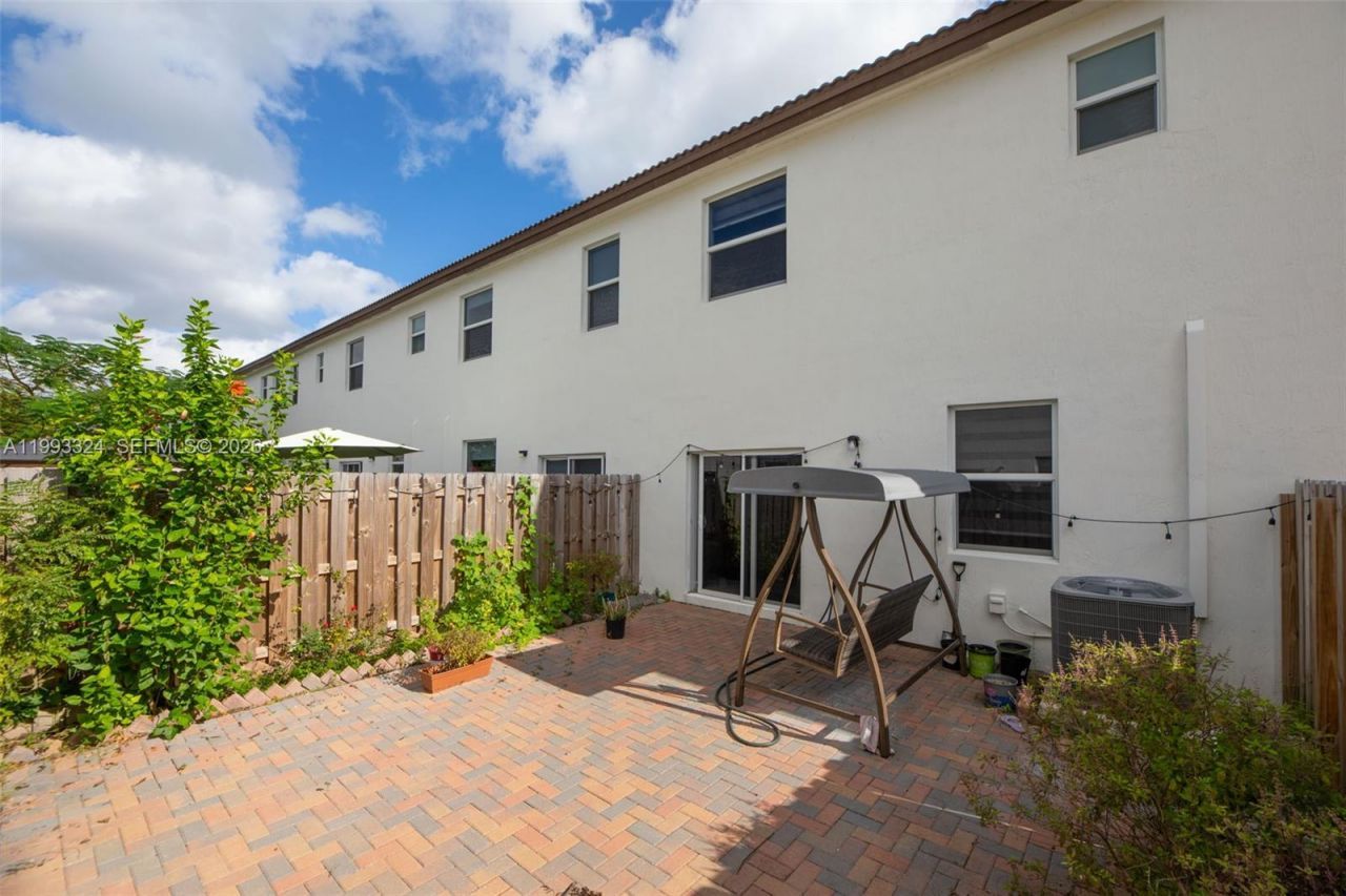 12604 NW 23rd Pl , Miami, FL 33167 Photo