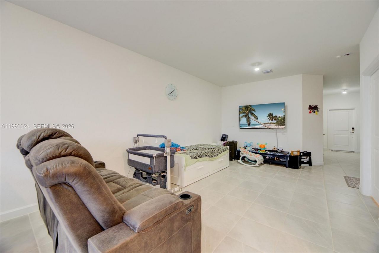 12604 NW 23rd Pl , Miami, FL 33167 Photo