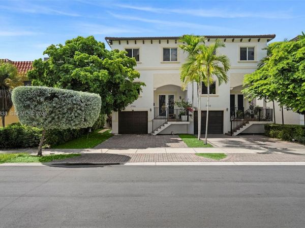 3506 NE 166th St , Unit 4, North Miami Beach, FL 33160