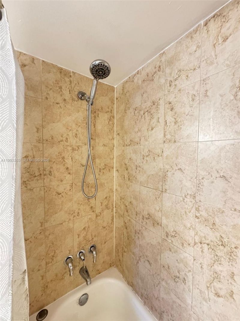 1300 Moffett St , Unit 306, Hallandale Beach, FL 33009 Photo