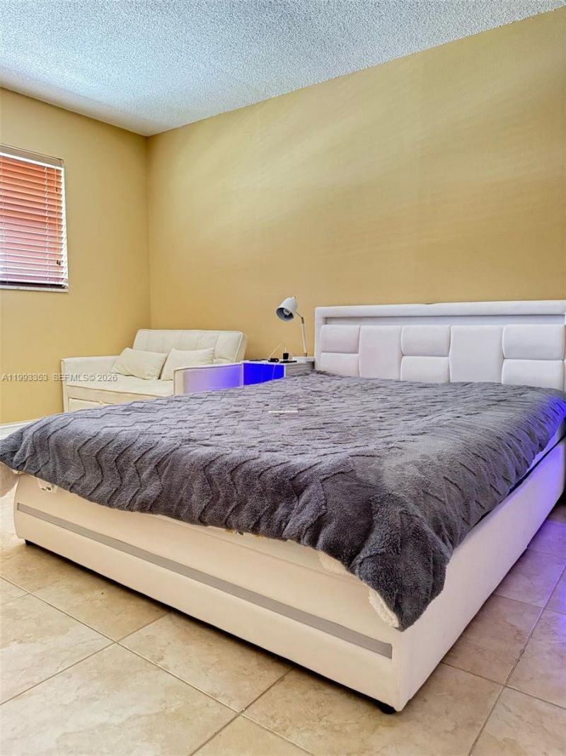 1300 Moffett St , Unit 306, Hallandale Beach, FL 33009 Photo