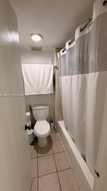 231 Lakeview Dr, Unit 204, Weston, FL 33326 Photo