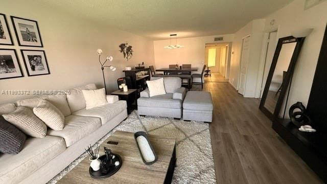 231 Lakeview Dr, Unit 204, Weston, FL 33326 Photo
