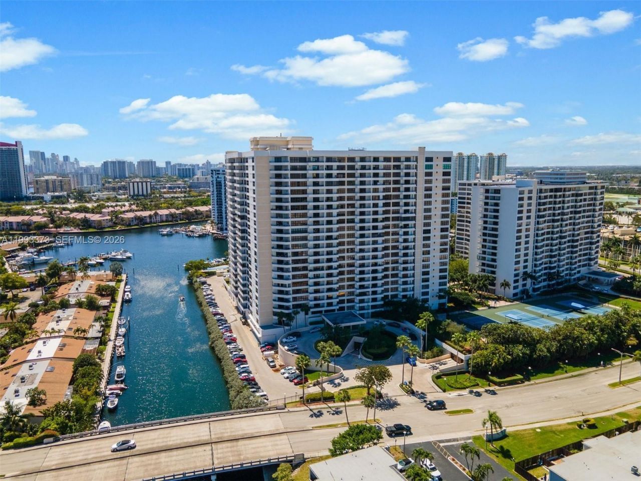 2500 Parkview Dr, Unit 2206, Hallandale Beach, FL 33009 Photo