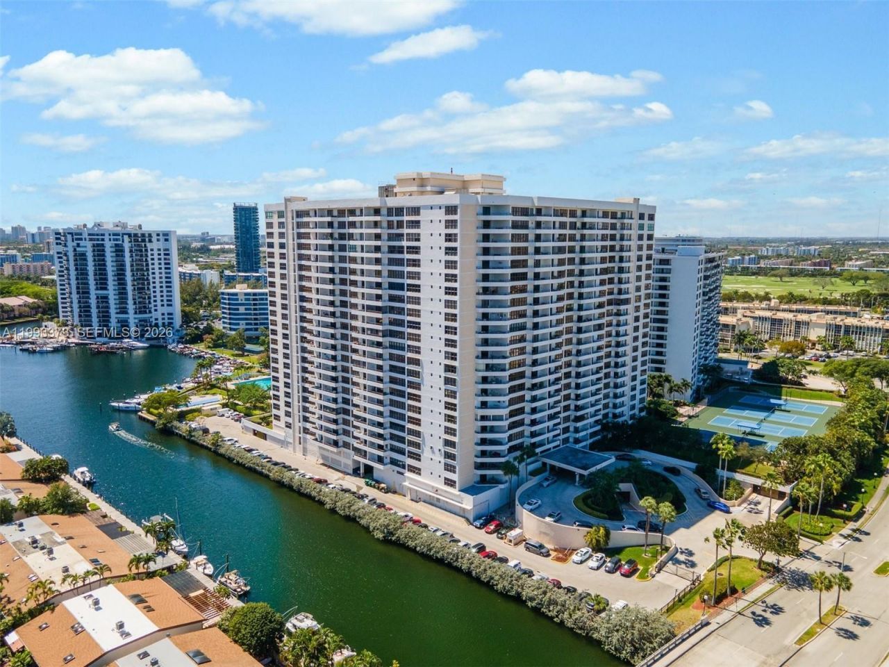 2500 Parkview Dr, Unit 2206, Hallandale Beach, FL 33009 Photo