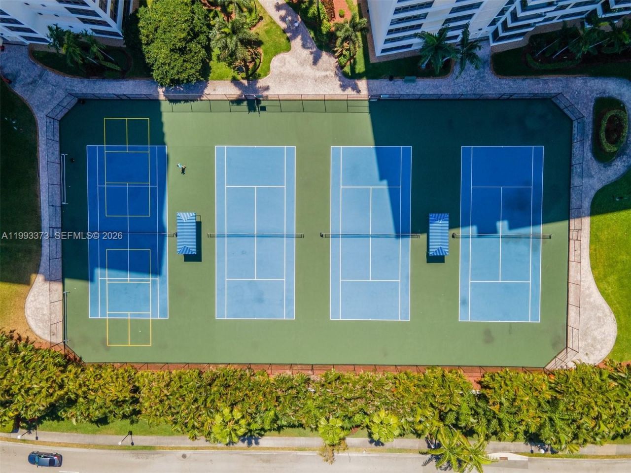 2500 Parkview Dr, Unit 2206, Hallandale Beach, FL 33009 Photo