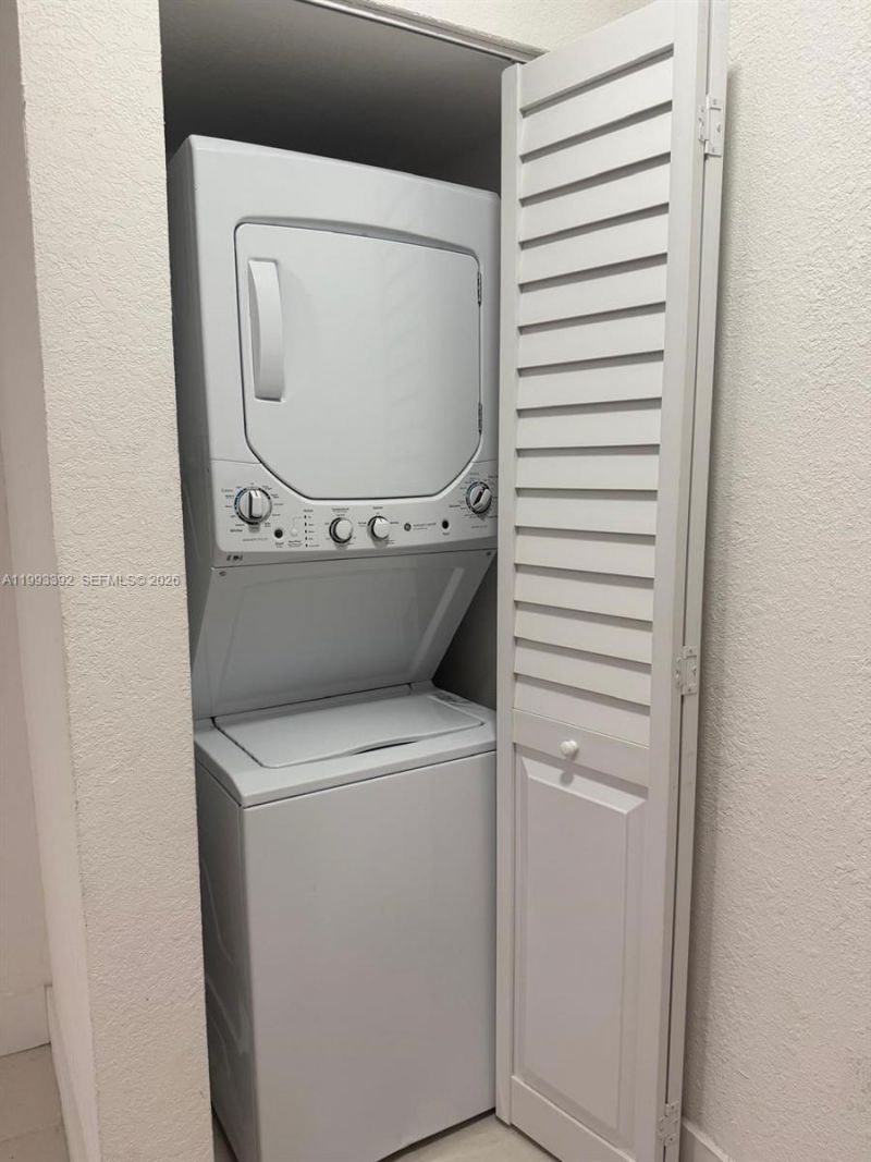 1800 NW 18th Ter , Unit 1, Miami, FL 33125 Photo