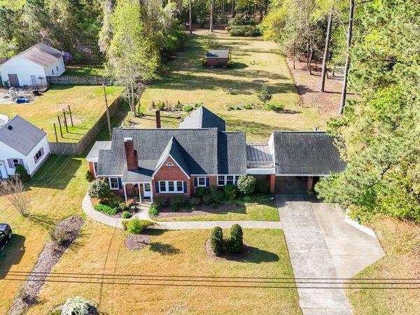 1521 W Queen Street, Edenton, NC 27932