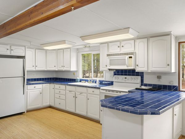 52070 Elderberry Lane, La Pine, OR 97739