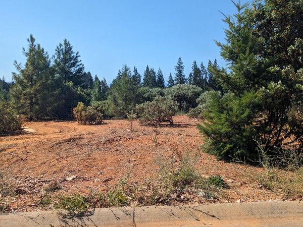 344 Cedar Ridge Drive, Cave Junction, OR 97523
