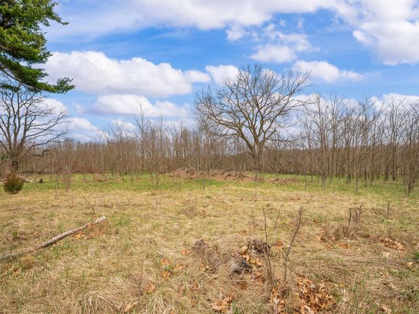 41820 County Road 352, Decatur, MI 49045