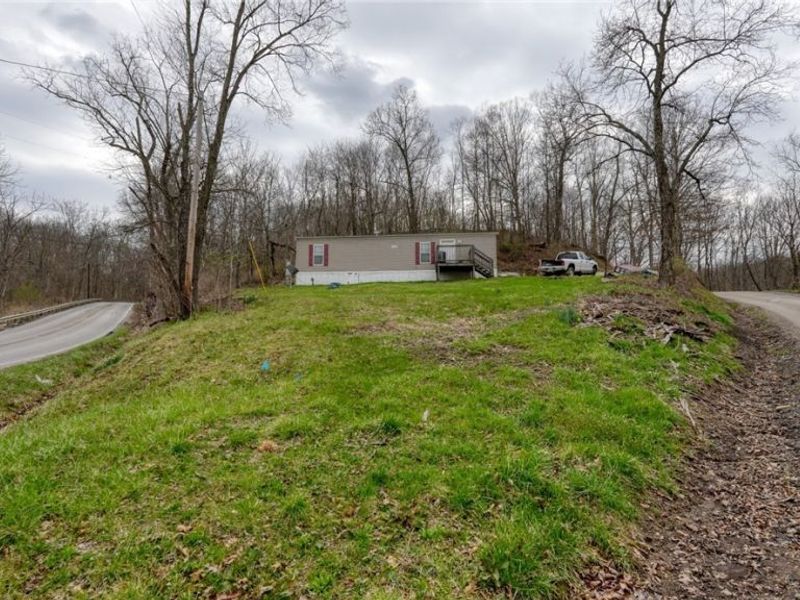 12040 Robins Road, Byesville, OH 43723 Photo 3