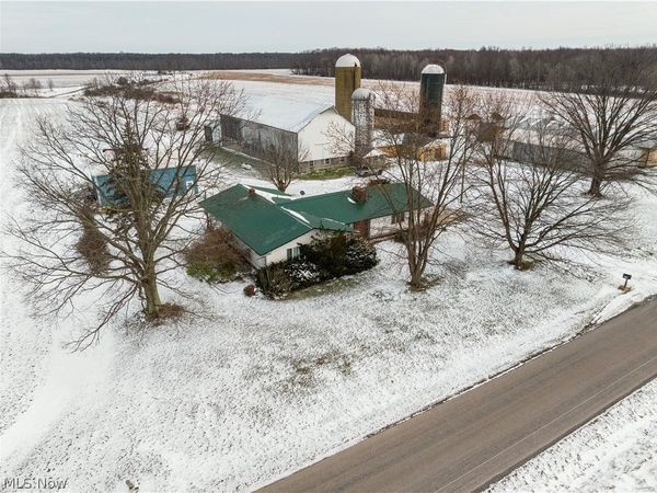 5329 Slater Road , Williamsfield, OH 44093