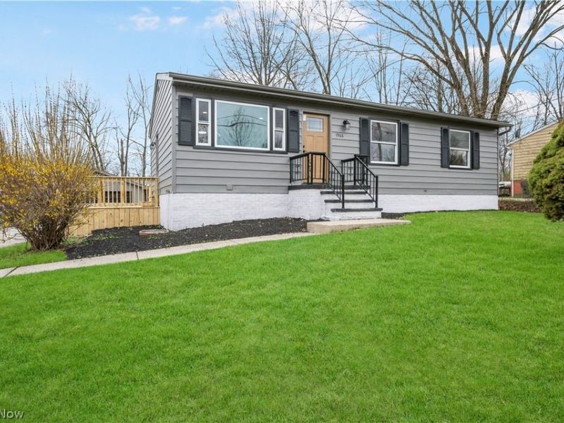 1966 Case Street, Twinsburg, OH 44087 Photo 2