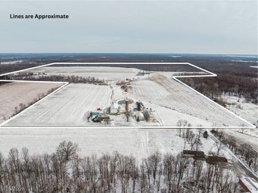 5329 Slater Road, Williamsfield, OH 44093