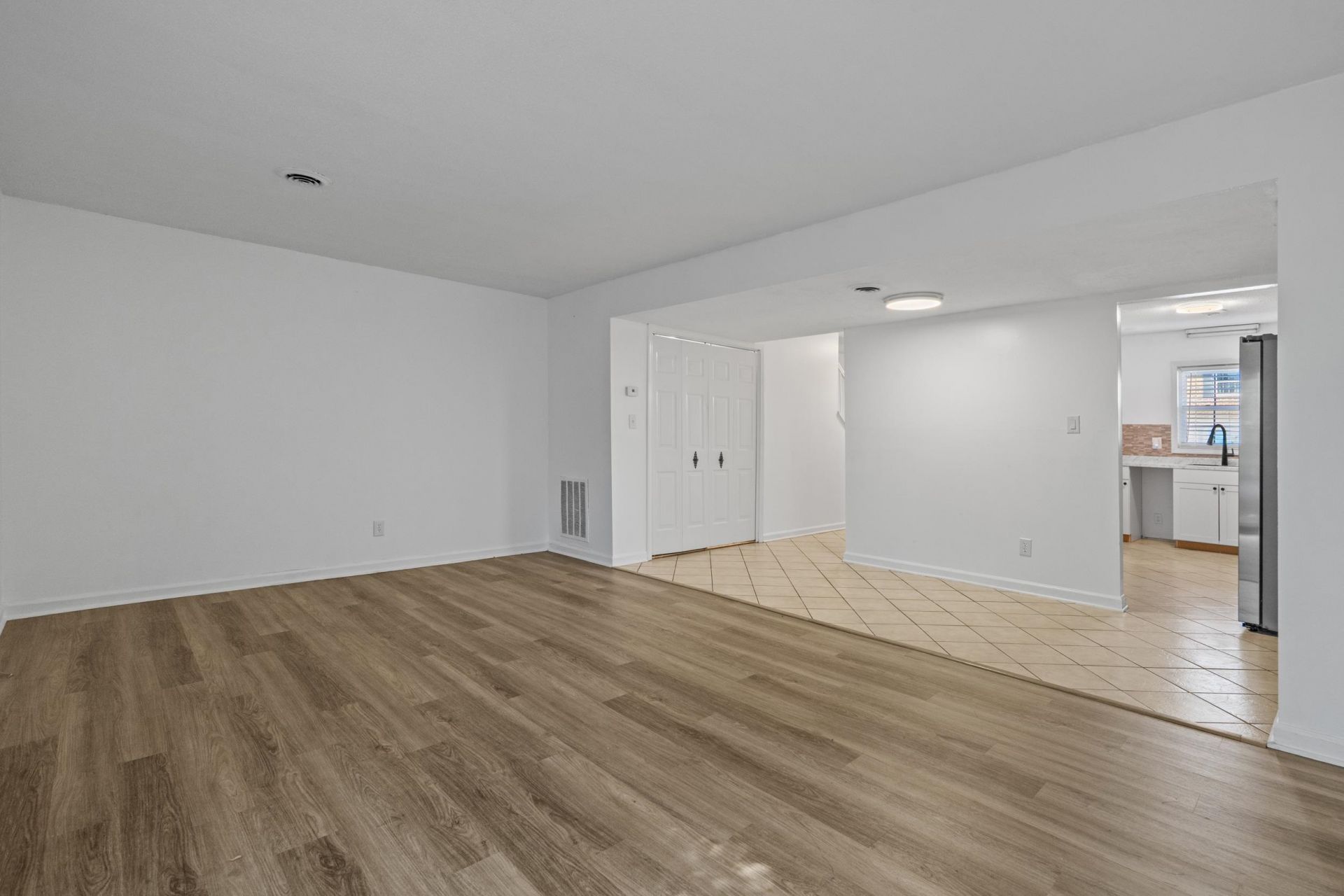 4505 N Kings Hwy. Photo 12