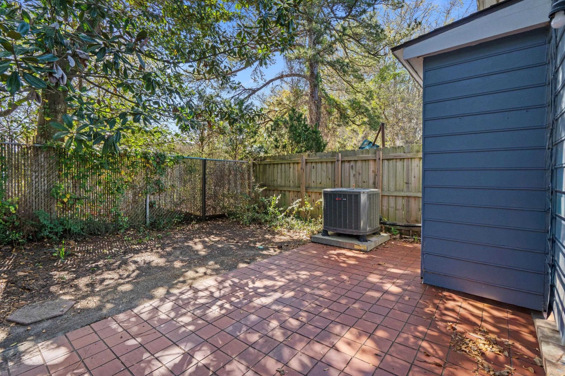 4505 N Kings Hwy. Photo 25