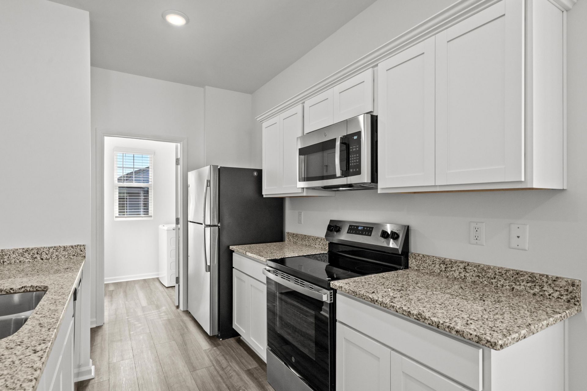 476 Castillo Dr.  Photo 8