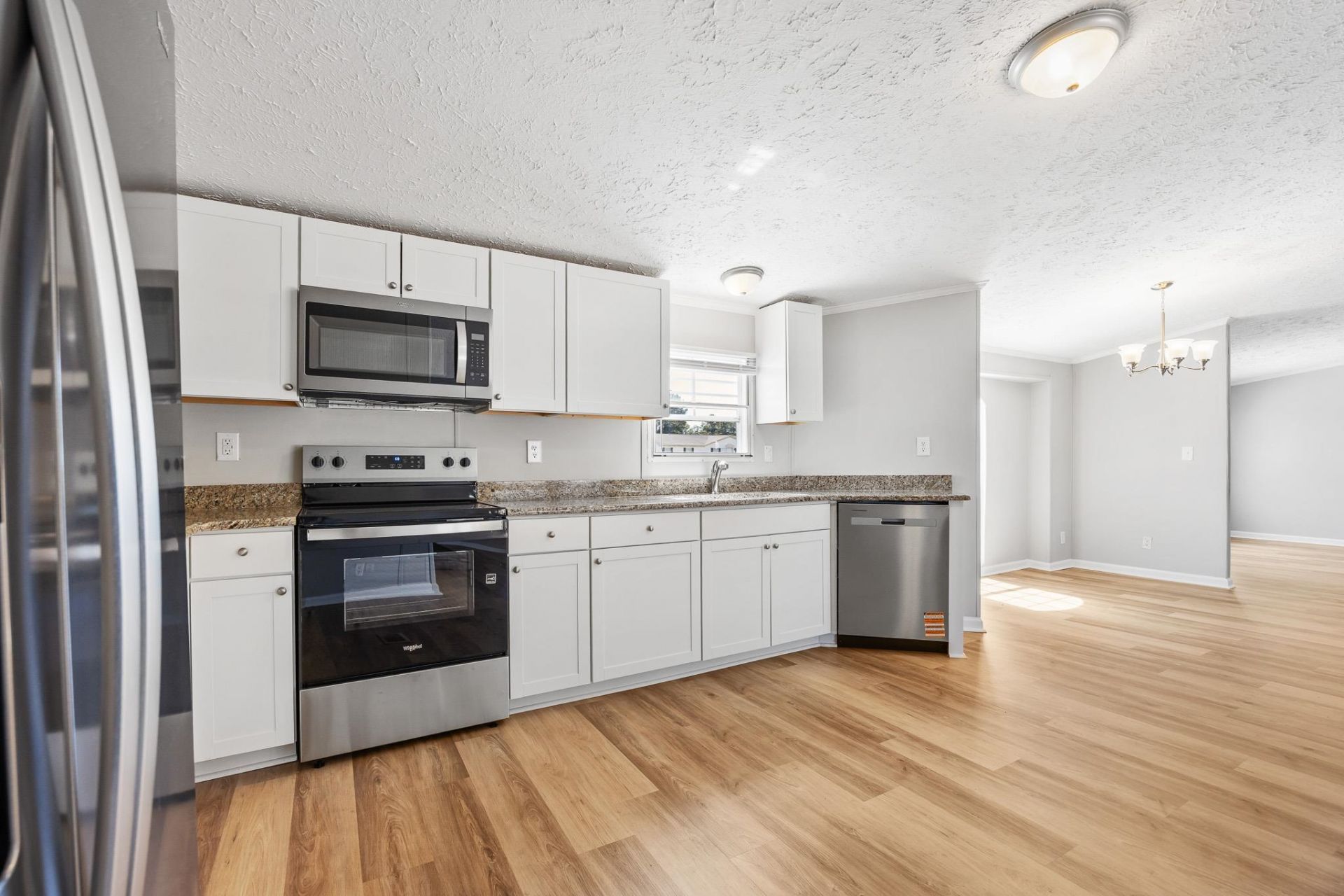 1104 Merrimac Dr. Photo 12