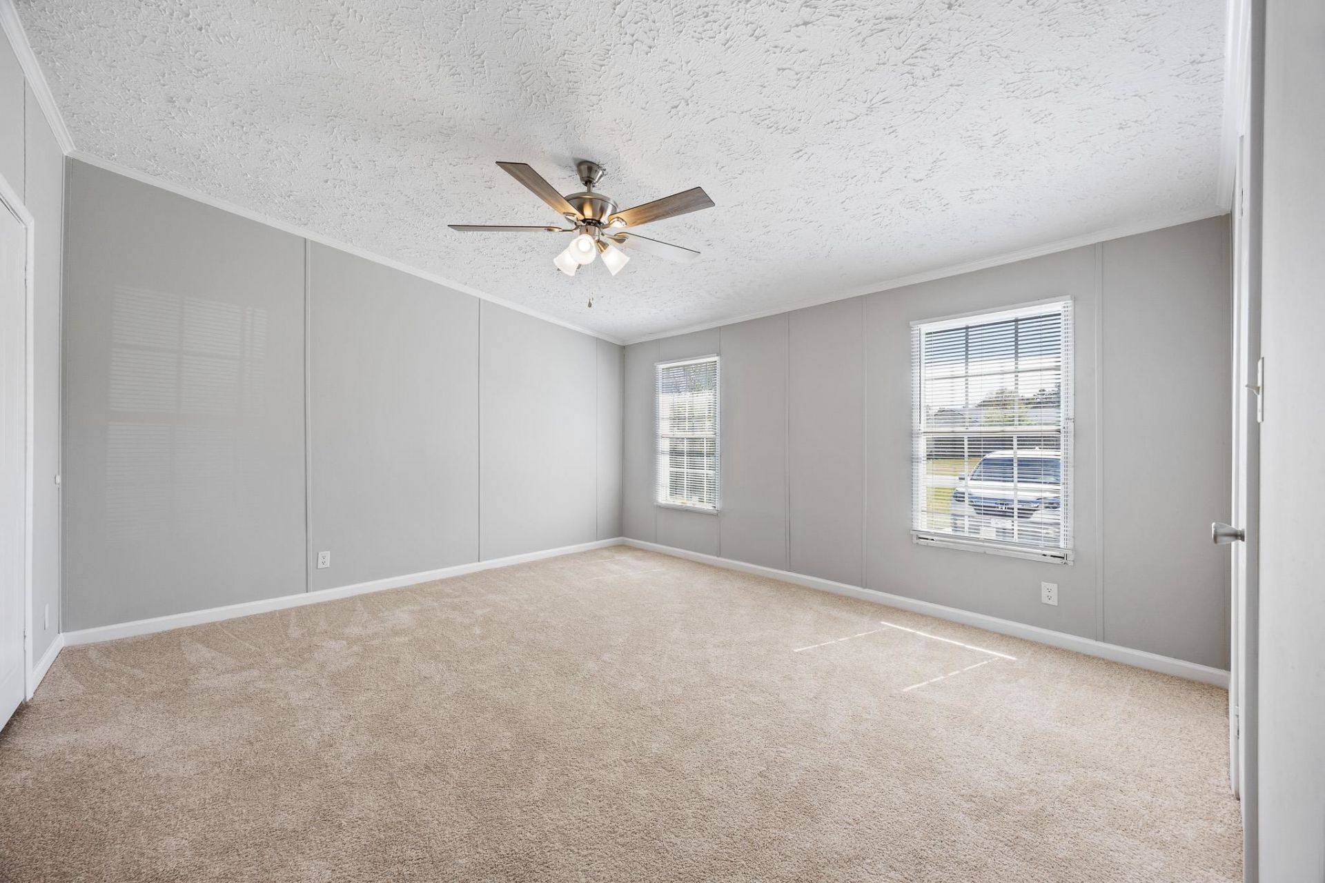 1104 Merrimac Dr. Photo 16