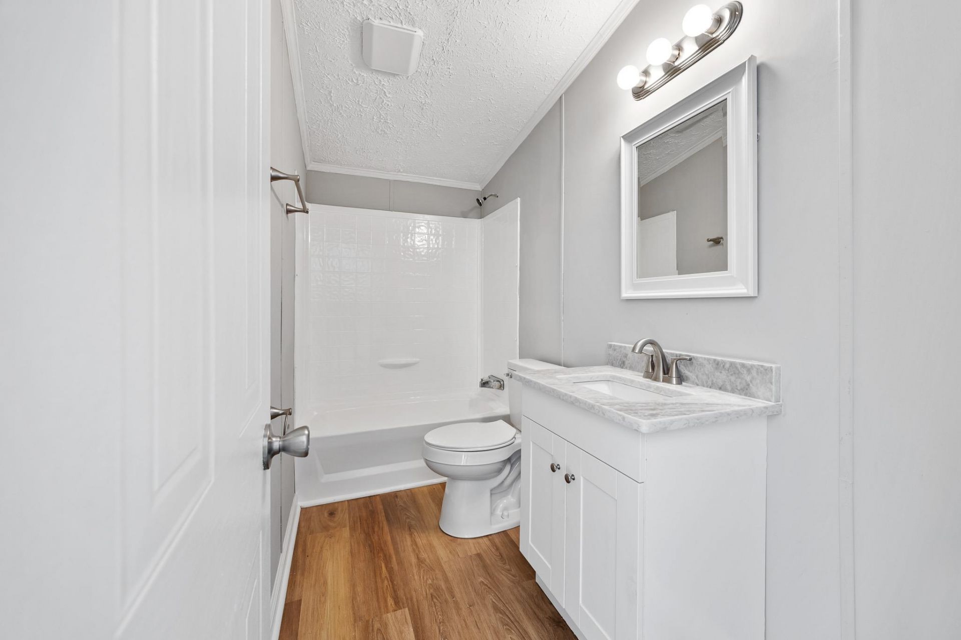 1104 Merrimac Dr. Photo 24