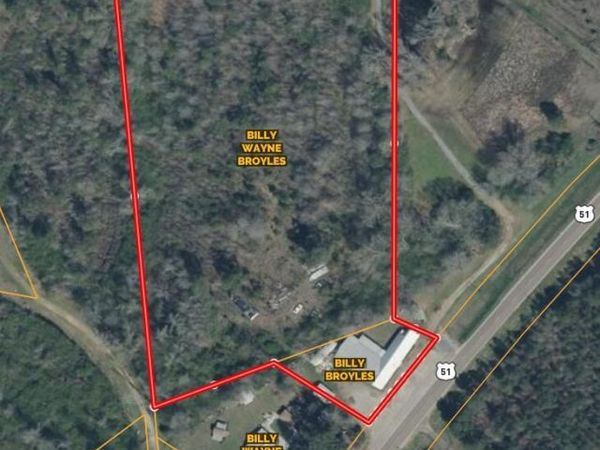 14193 U.S. 51 , Durant, MS 39063