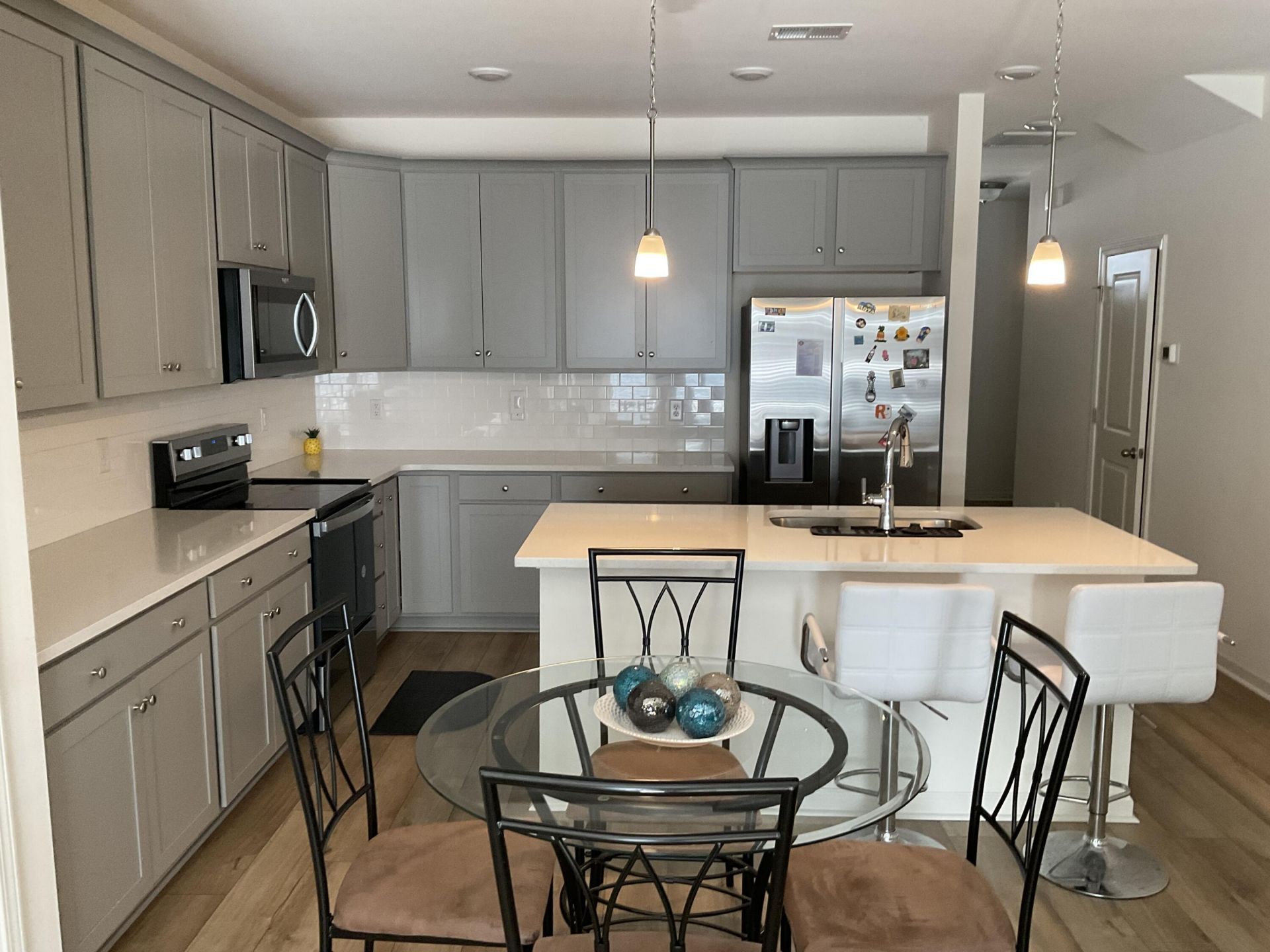 438 Trotters Lane Photo 5