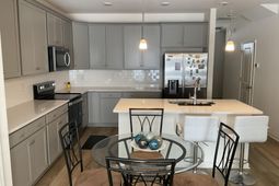 438 Trotters Lane photo 4