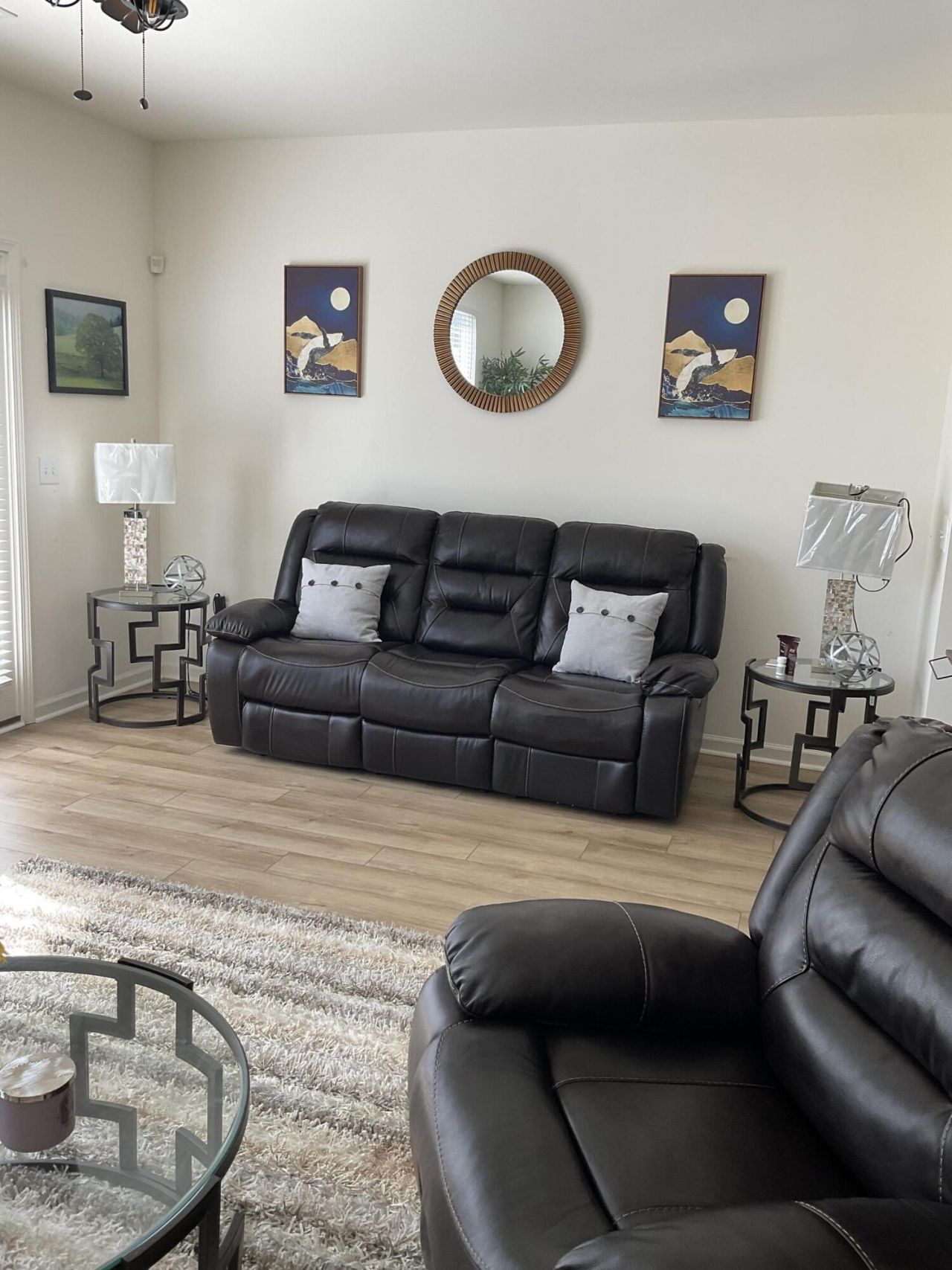 438 Trotters Lane Photo 9