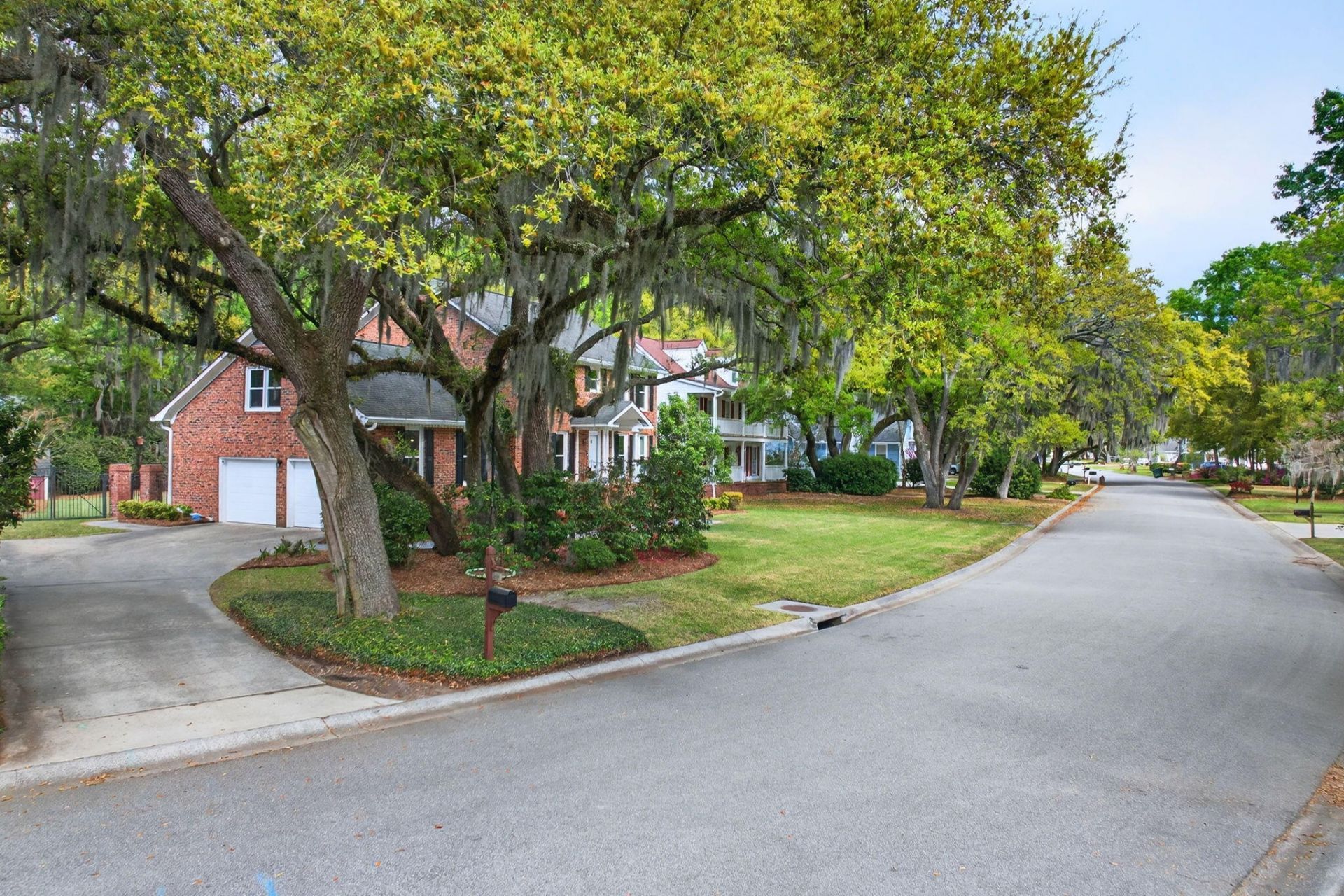 2436 Pristine View Road Photo 9