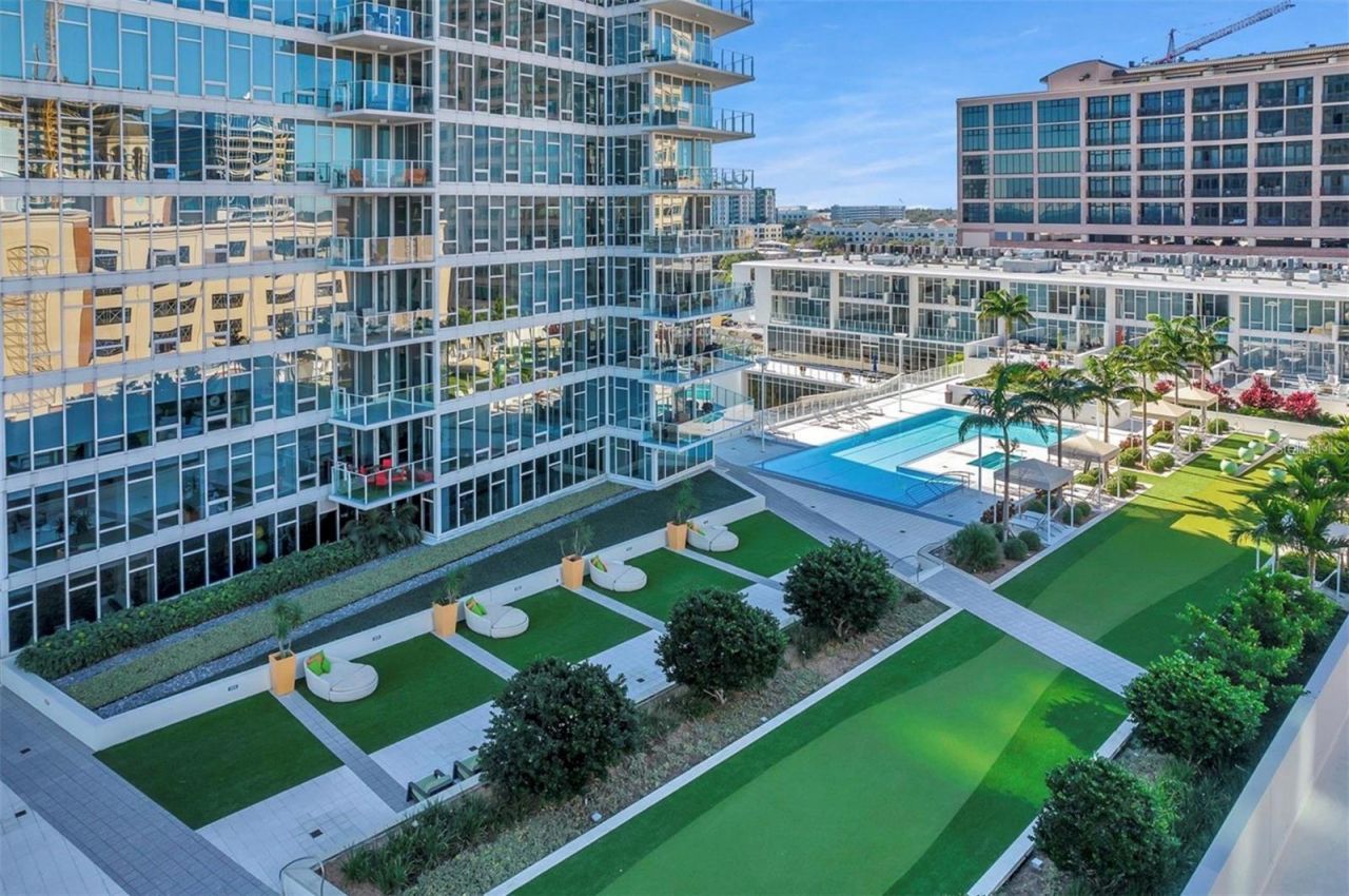 175 1st Street S, Unit 2804, Saint Petersburg, FL 33701 Photo