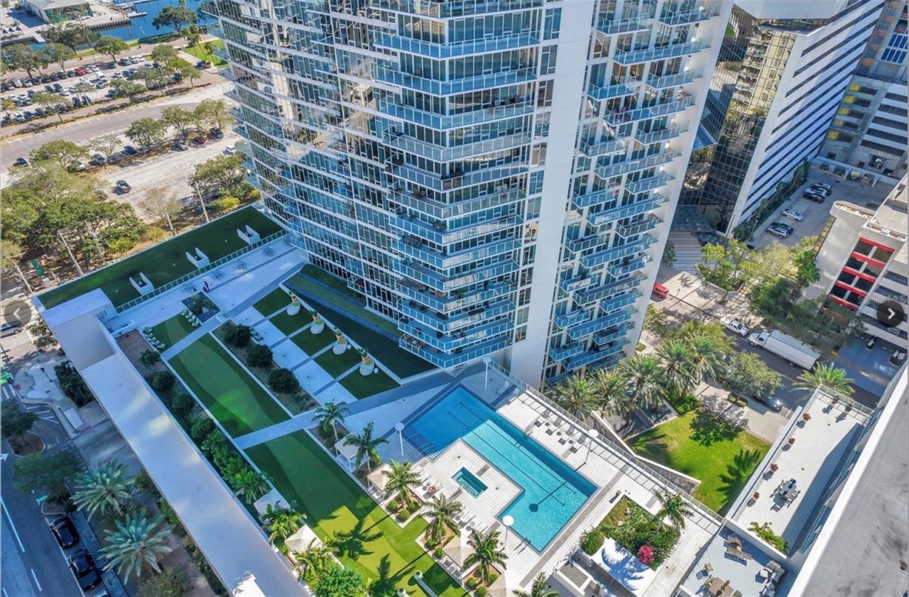 175 1st Street S, Unit 2804, Saint Petersburg, FL 33701 Photo