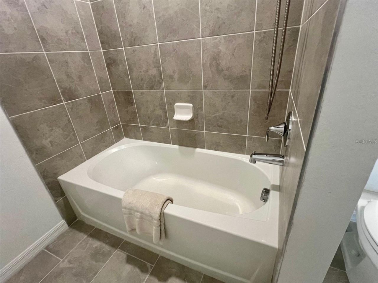 18114 Gawthrop Drive , Unit 305, Bradenton, FL 34211 Photo