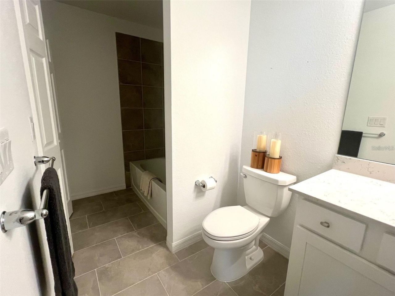 18114 Gawthrop Drive , Unit 305, Bradenton, FL 34211 Photo