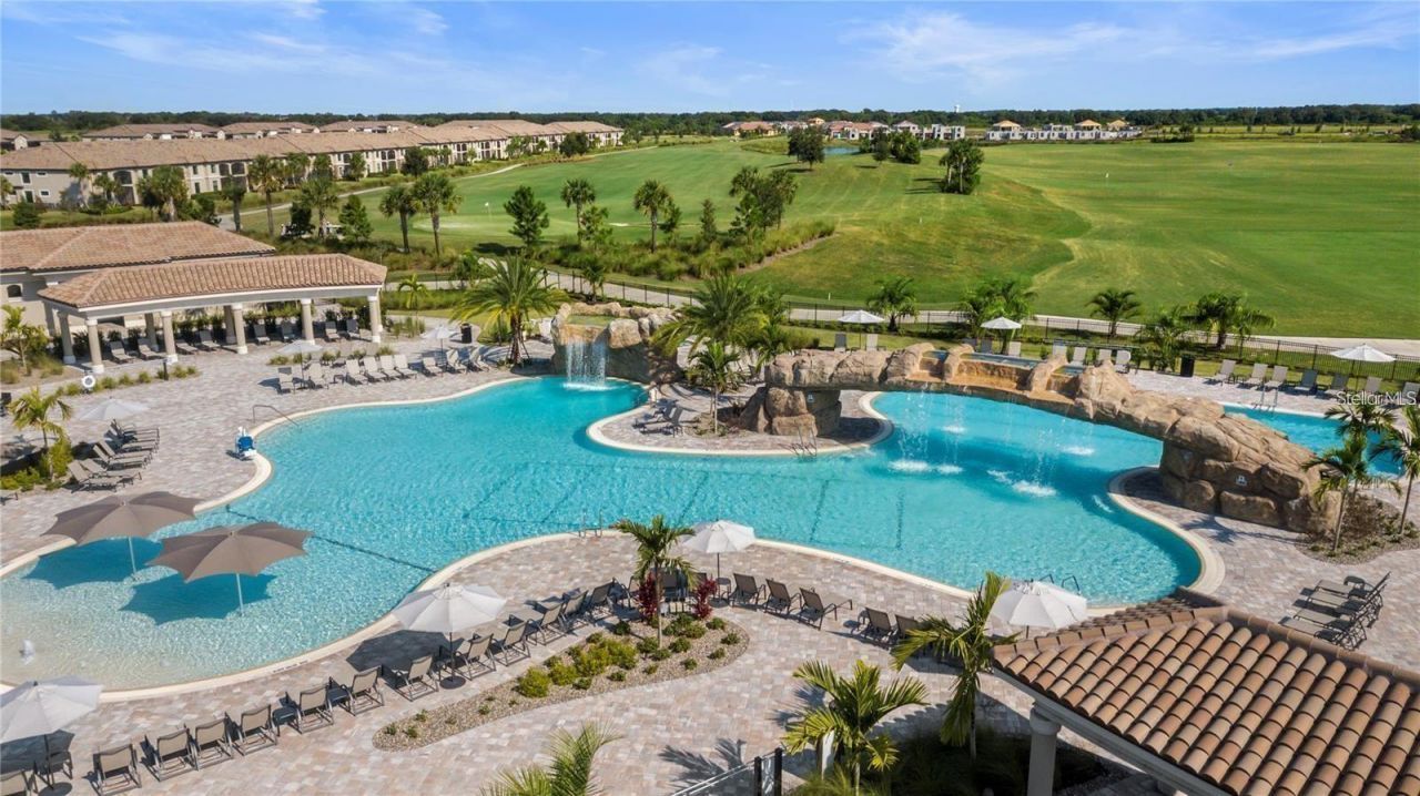 18114 Gawthrop Drive, Unit 305, Bradenton, FL 34211 Photo