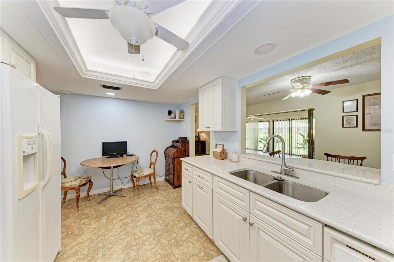 7160 Fairway Bend Cir, Sarasota, FL 34243 Photo