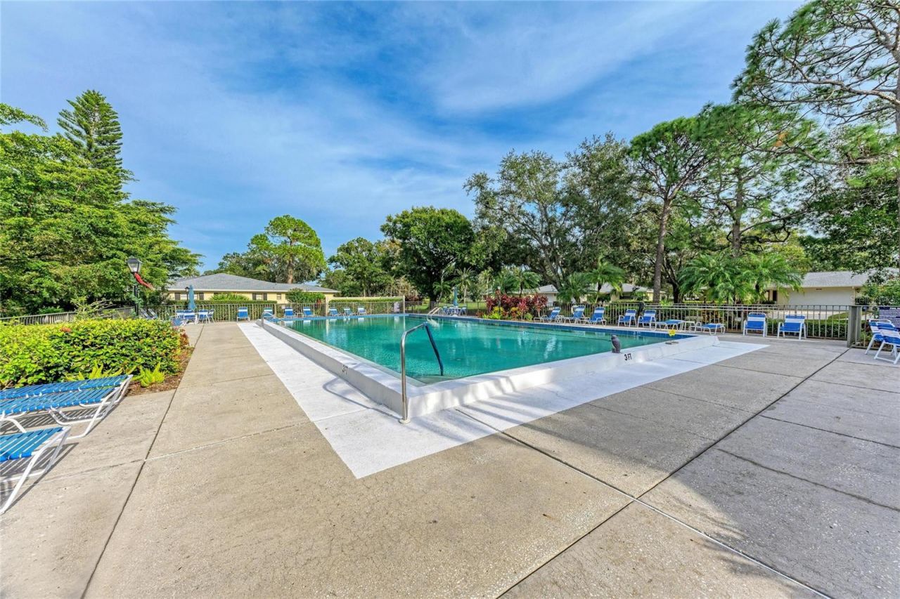 7160 Fairway Bend Cir, Sarasota, FL 34243 Photo