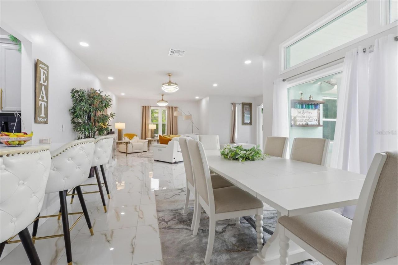 1026 W Beresford Road , Deland, FL 32720 Photo