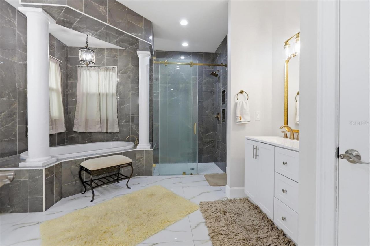 1026 W Beresford Road , Deland, FL 32720 Photo